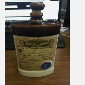 Vtg Collectible Victorian Premier Barrel Laing Distillery Scotch Whisky Decanter